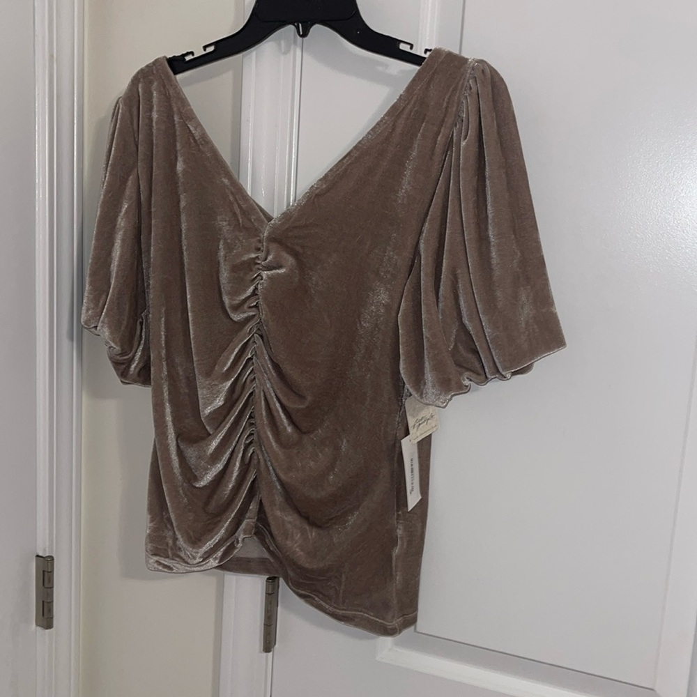 Free People Top sz XL light Brown